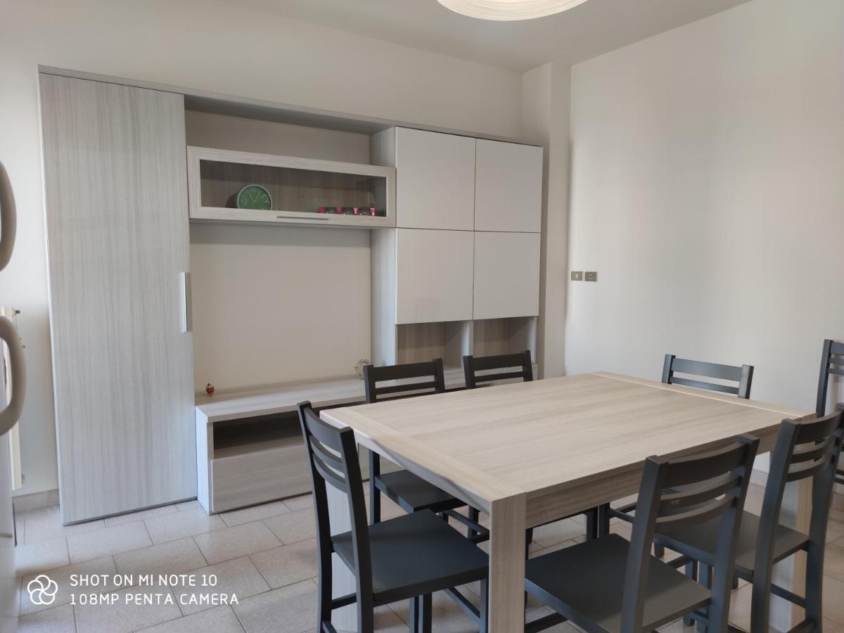 Casa Di Gigi- Comodo Appartamento In 갈라티나 외부 사진