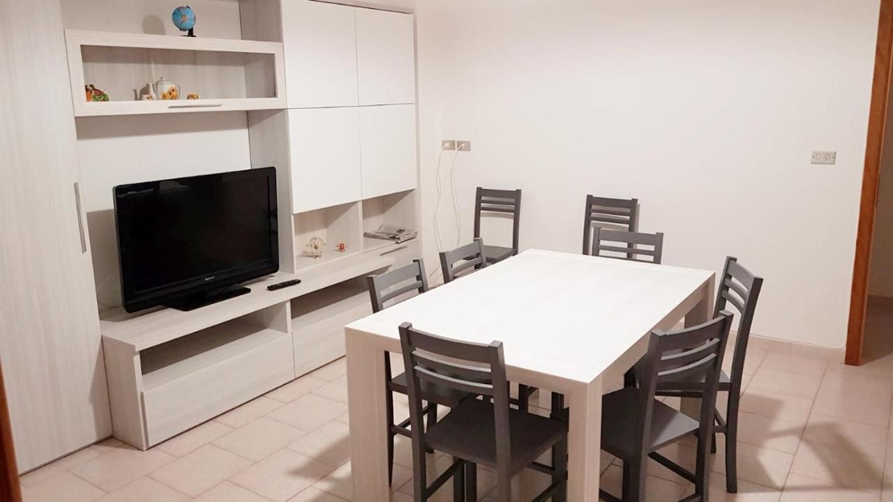 Casa Di Gigi- Comodo Appartamento In 갈라티나 외부 사진